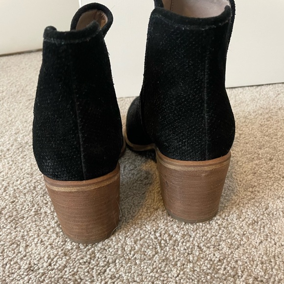 Hinge Black Suede Heeled Boots - Picture 3 of 4